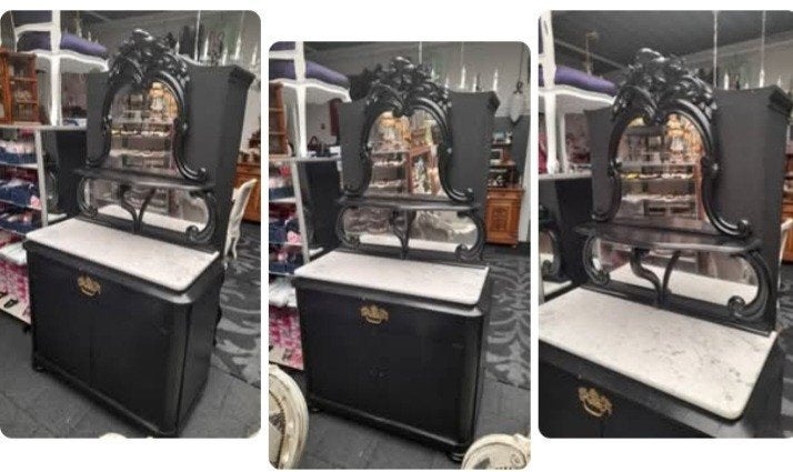 Antieke kuif kast dressoire met marmeren blad, Huis en Inrichting, Kasten | Dressoirs, Ophalen, Zo goed als nieuw, 25 tot 50 cm