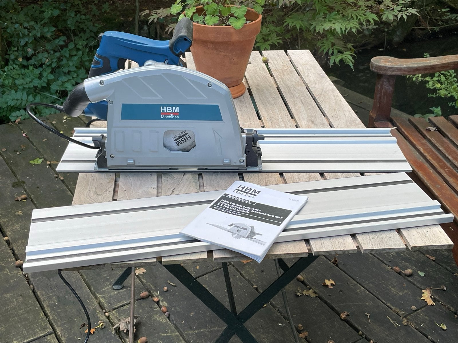 HBM 190 MM 1400 Watt Invalcirkelzaag met 2x 700mm liniaal, Invalzaag, 70 mm of meer, Ophalen of Verzenden, Zo goed als nieuw