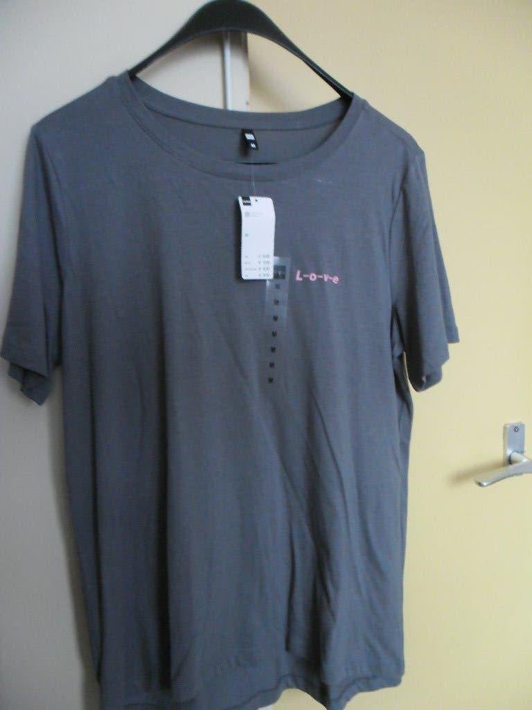 Nieuw dames shirt. Maat M, Maat 38/40 (M), Nieuw, Ophalen of Verzenden, Korte mouw