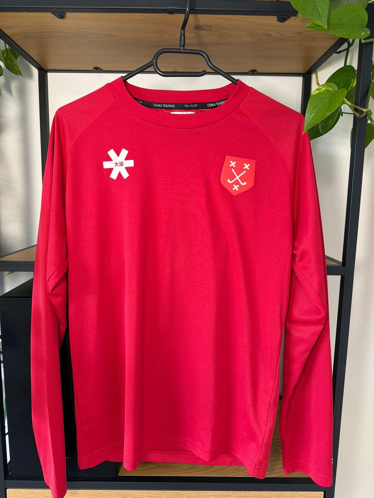 Osaka sportshirt maat S, zeer goede staat, Kleding | Heren, Verzenden, Zo goed als nieuw, Maat 46 (S) of kleiner, Rood