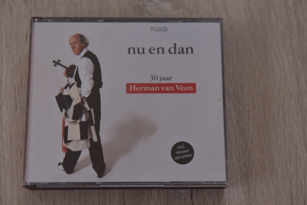 HERMAN VAN VEEN 30 JAAR 2CDbox - NU EN DAN inclusief nieuwe, Verzenden, Verzamelalbum, Pop, Inclusief doosje