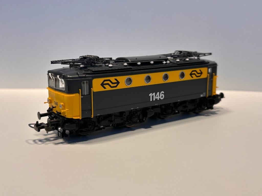 Piko 51377 NS 1146 Elok Geel Grijs, Verzenden, Piko, Gelijkstroom, Locomotief