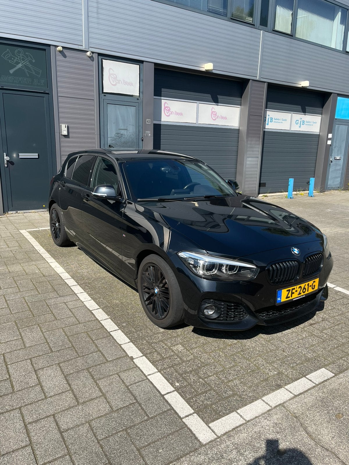 BMW 1-Serie 116i 109pk 2019 Zwart, 1-Serie, Achterwielaandrijving, 1280 kg, Zwart