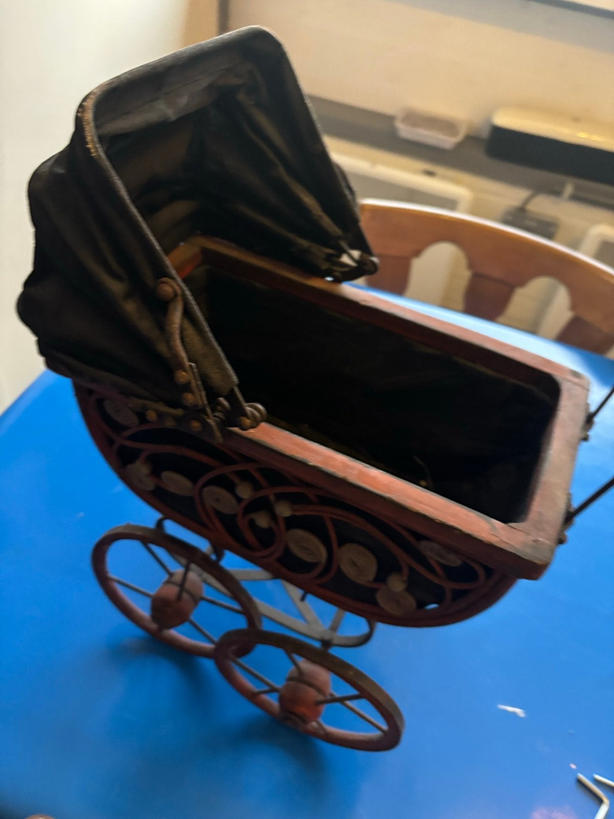 Antieke poppenwagen - Uniek verzamelobject, Ophalen of Verzenden