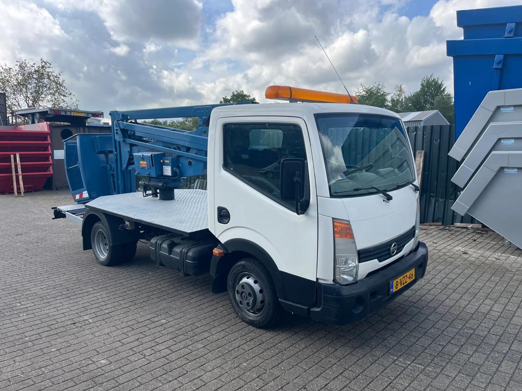Nissan F241 Cabstar 2015 euro 5 CMC tbj135 2414 uur ! hoogwe, Auto's, Euro 5, Gebruikt, 4 cilinders, Diesel