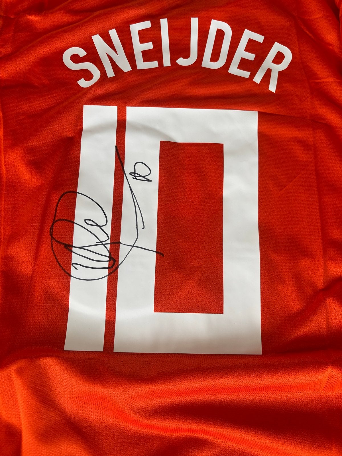 W. Sneijder Gesigneerd Voetbalshirt (Replica) - V.a. € 150, Verzenden, Nieuw, Shirt