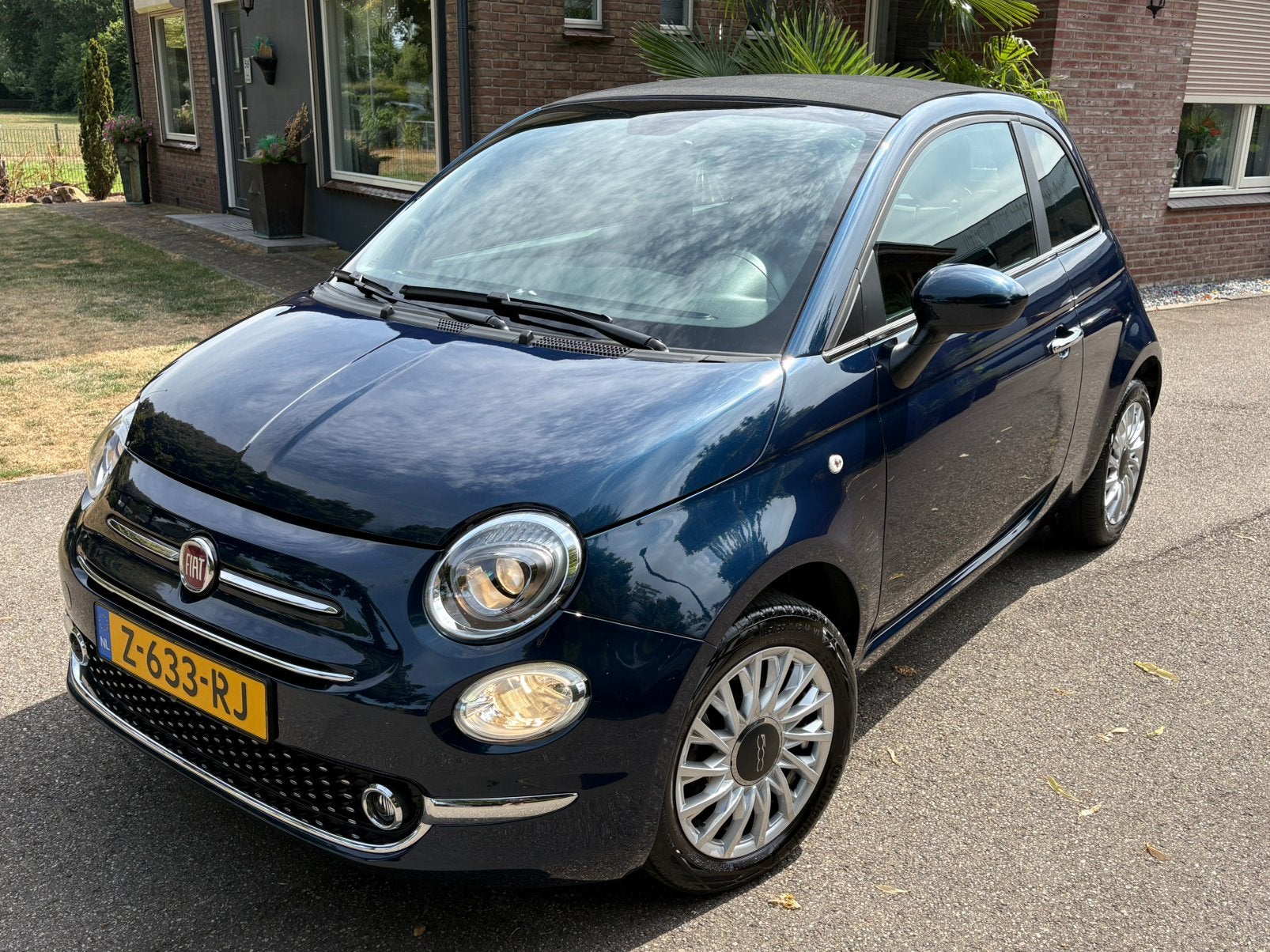 Fiat 500C 1.0 Hybrid | 2024 | Apple CarPlay | Digitale Clima, Auto's, Fiat, 40 €/maand, Cabriolet, Origineel Nederlands, 958 kg