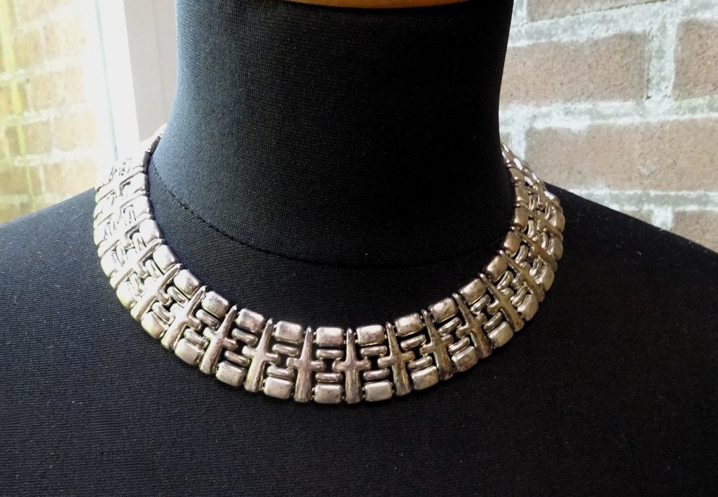 Vintage zilverkleurig metalen choker-ketting * jaren 70/80, Verzenden, Gebruikt, Zilver, Overige materialen