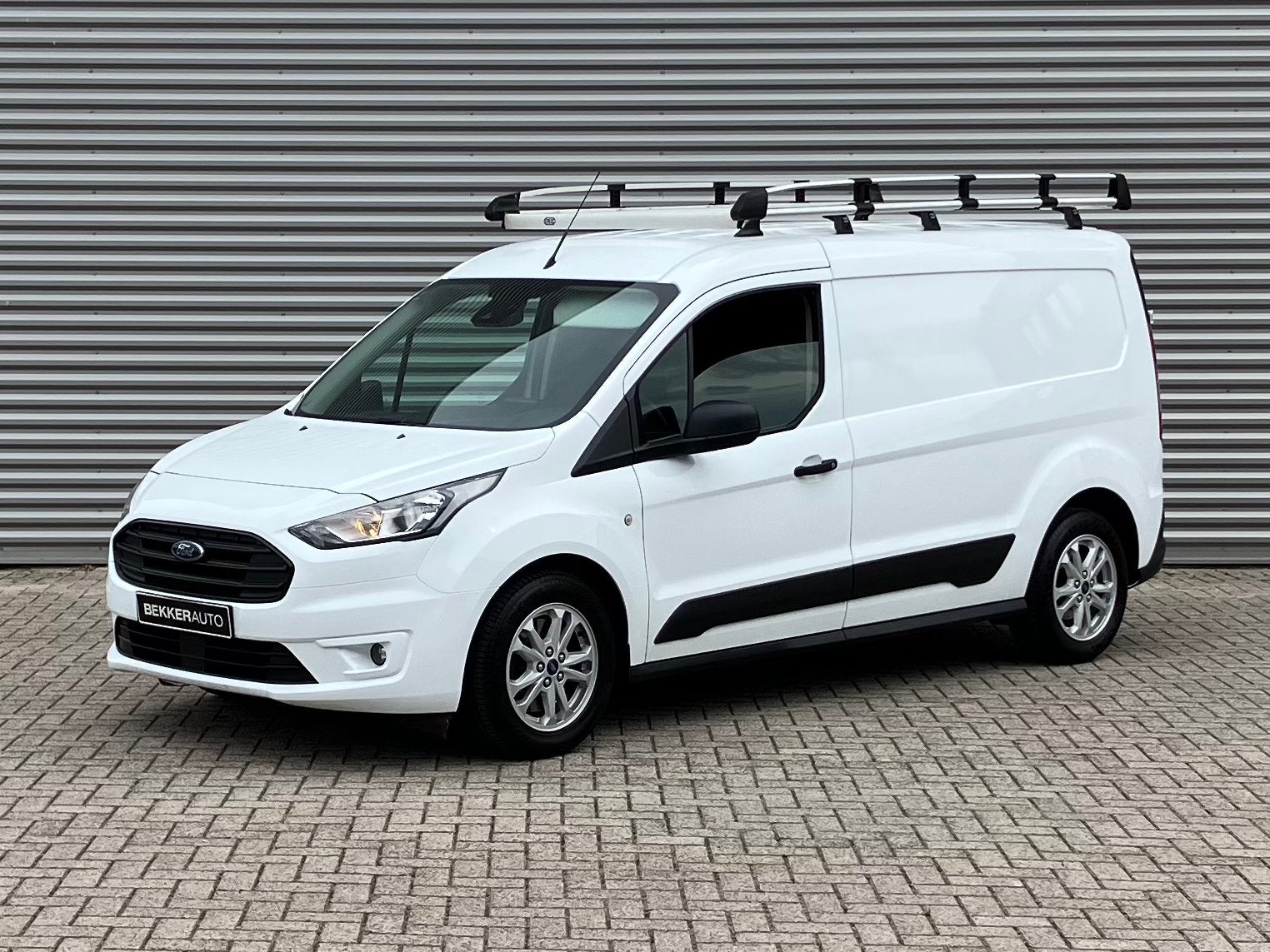 Ford Transit Connect L2 1.0, Camera, Navi, PDC, Airco, BTW, Auto's, Bestelauto's, Voorwielaandrijving, Stof, 100 pk, Wit