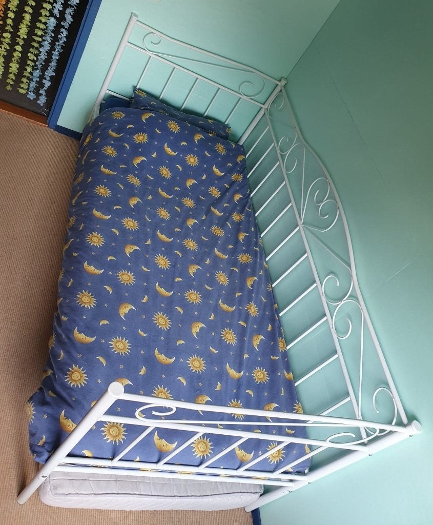 Eenpersoons bedframe 90x200 wit inclusief matras, Ophalen, 90 cm, Eenpersoons, Wit