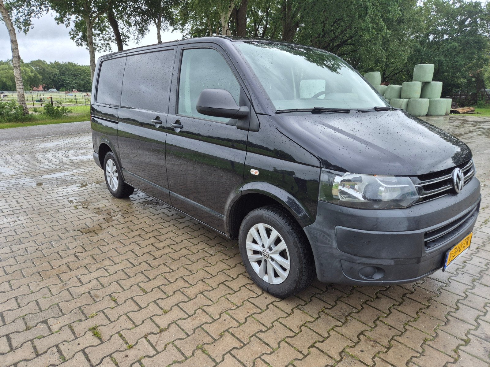 Volkswagen Transporter  2015 3 zits, Voorwielaandrijving, 1826 kg, 4 cilinders, Volkswagen