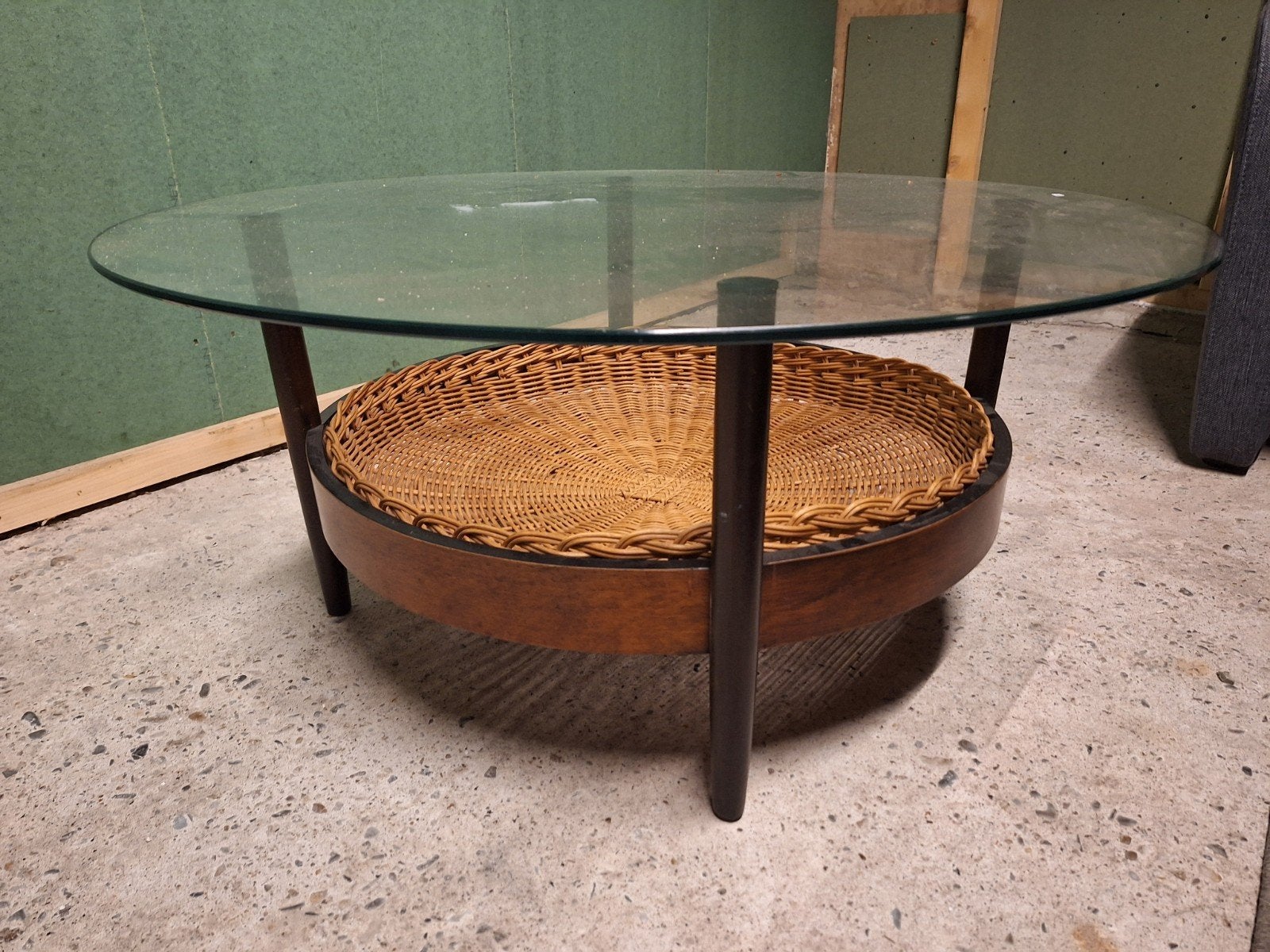 Salontafel vintage retro rotan glazen blad rond tafel, Ophalen, Gebruikt, 50 tot 100 cm, 50 tot 100 cm