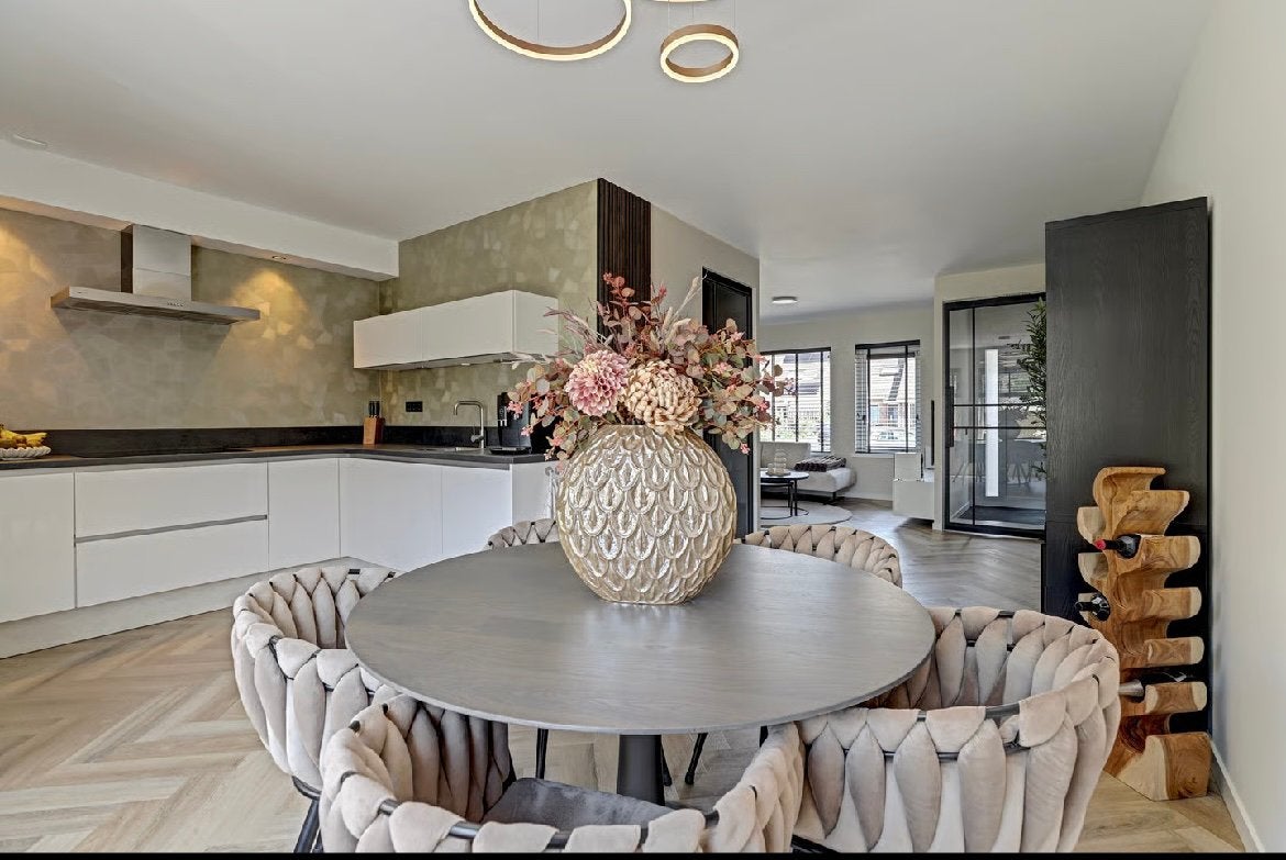 Ronde eettafel van Leolux - Columna, Huis en Inrichting, Ophalen, 100 tot 150 cm, Rond, Zo goed als nieuw