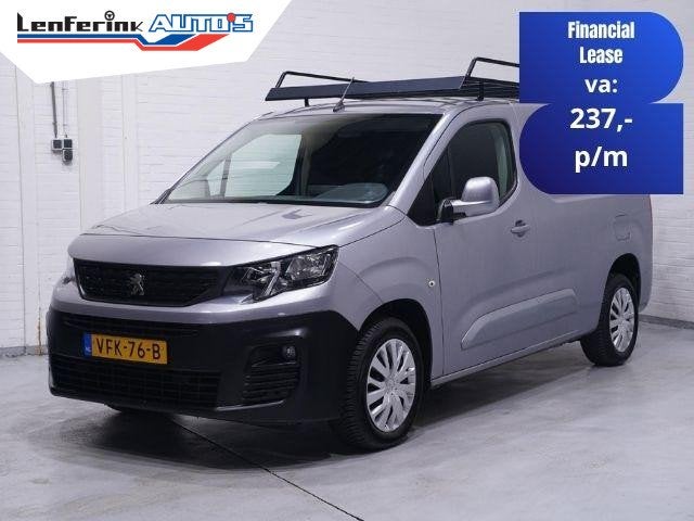 Peugeot Partner 1.5 BlueHDI 130 pk L2 Premium Navi, Imperiaa, Stof, Gebruikt, 4 cilinders, 23 km/l