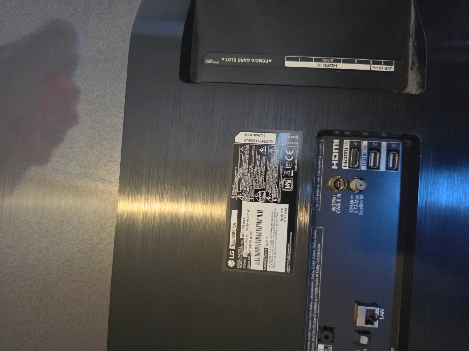 LG oled 4k tv te koop met jbl soundbar en subwoofer- Zo goed