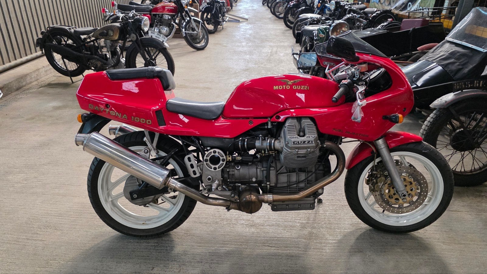 Moto Guzzi daytona 8 valve 1994 1000 I.E., Bedrijf, Sport