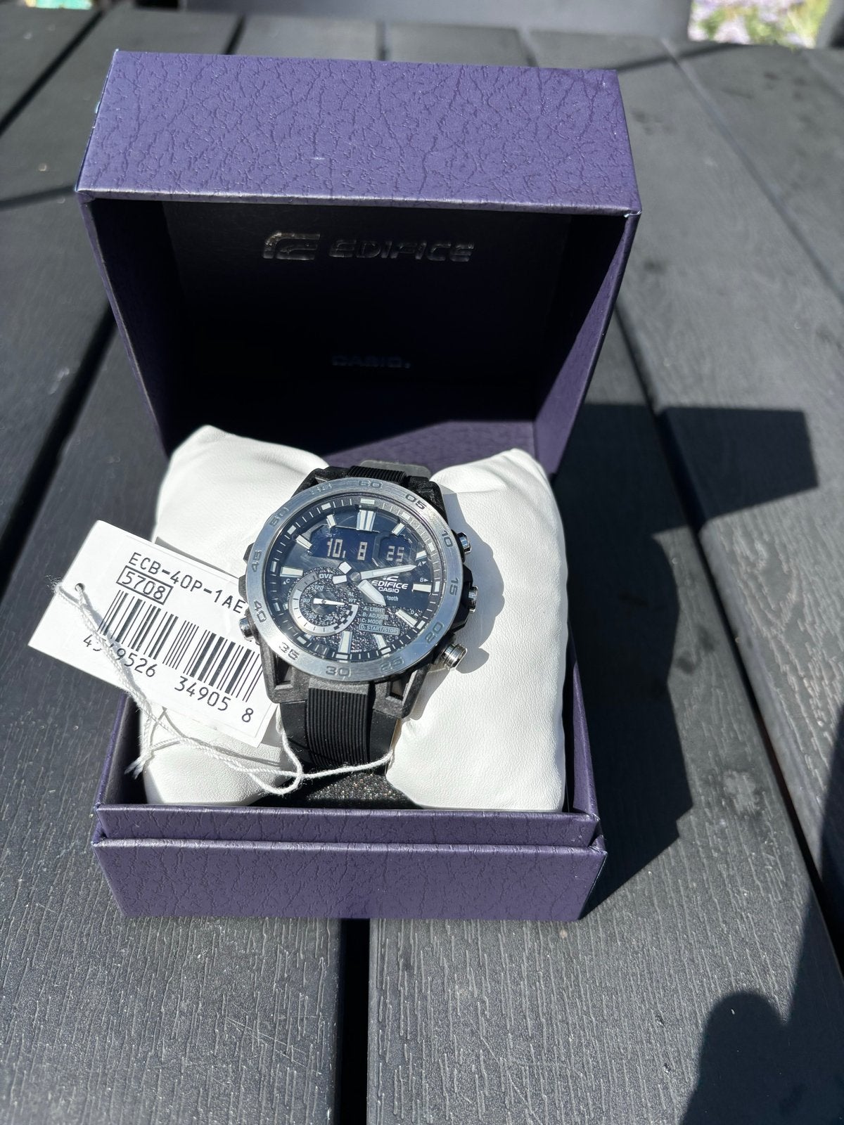 Casio Edifice ECB-40P-1AE Horloge - Zo goed als nieuw, Polshorloge, Kunststof, Ophalen of Verzenden, Zo goed als nieuw