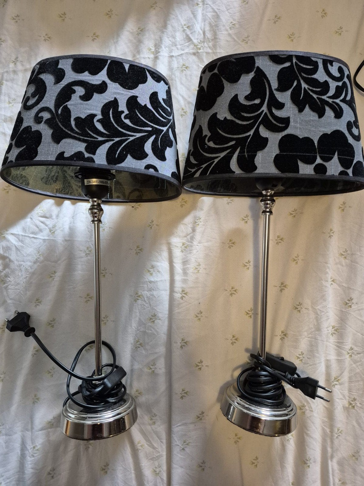 Set van 2 tafellampen met barokke lampenkappen, Ophalen of Verzenden, Gebruikt, Glas