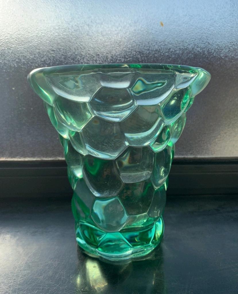 Pierre d'Avesn vaas "Honingraat" groen, Antiek en Kunst, Antiek | Glas en Kristal, Ophalen of Verzenden