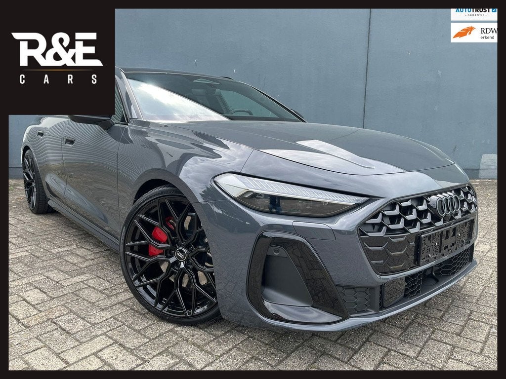 Audi A5 Avant S Edition Competition e-hybrid 367 Pk 21" Velg, Auto's, Audi, Automaat, Adaptive Cruise Control, Zwart, 4 cilinders