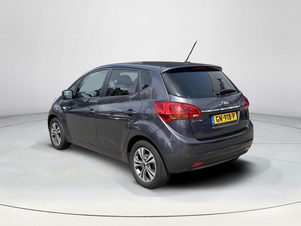 Kia Venga 1.4 CVVT First Edition | Navigatie | Lichtmetalen, Voorwielaandrijving, Gebruikt, 4 cilinders, 1153 kg