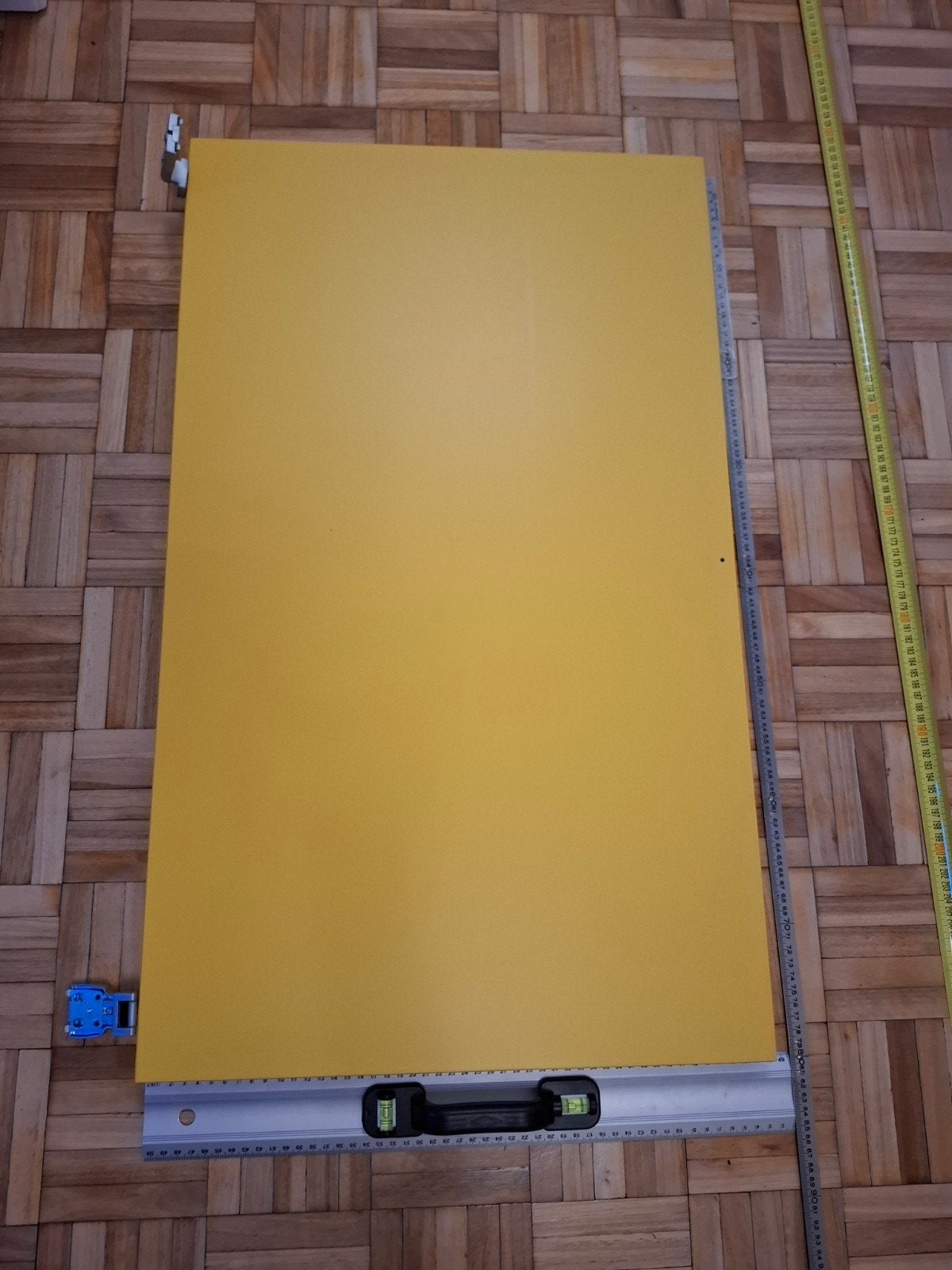 Lundia deur gebroken wit en geel, 80 cm hoog, 50 cm breed, Ophalen, Gebruikt