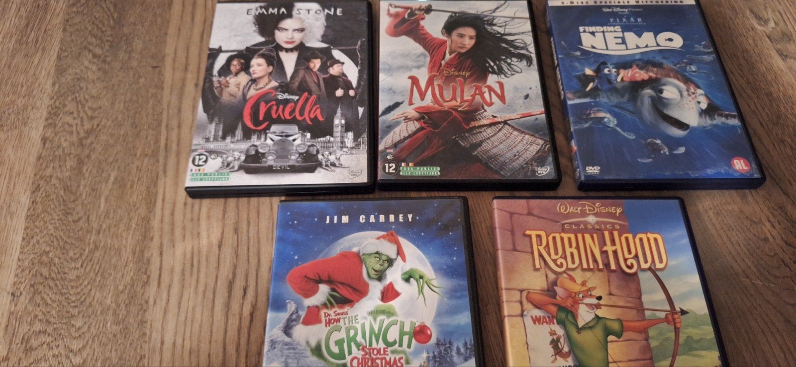 Disney DVD collectie: Cruella, Mulan, Finding Nemo, Grinch,, Cd's en Dvd's, Avontuur, Gebruikt, Ophalen of Verzenden, Film