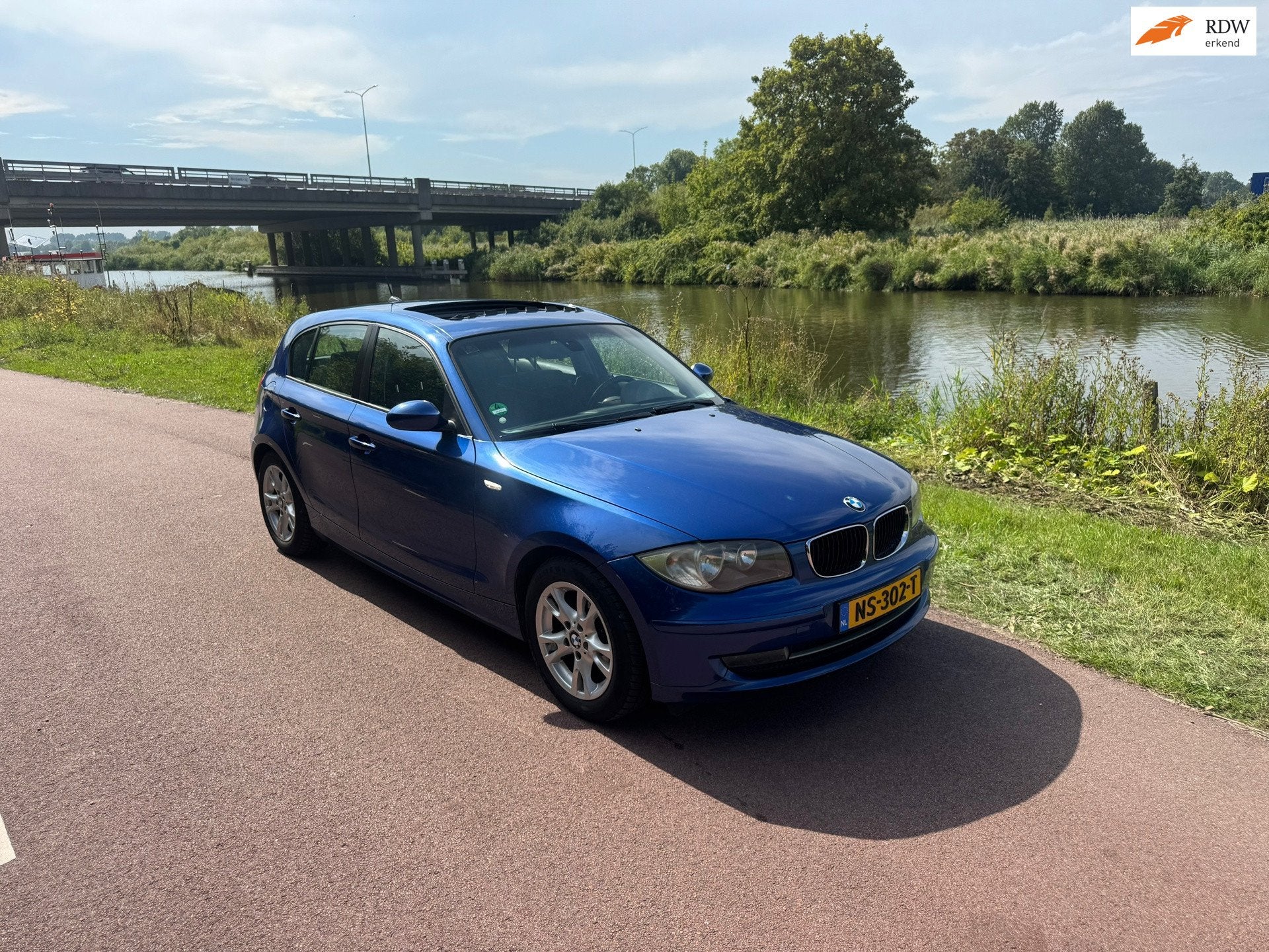BMW 1-serie 116i |Pano|Autom.|Luxe|Stoelverw.|NW APK|, Gebruikt, 1599 cc, 4 cilinders, 122 pk