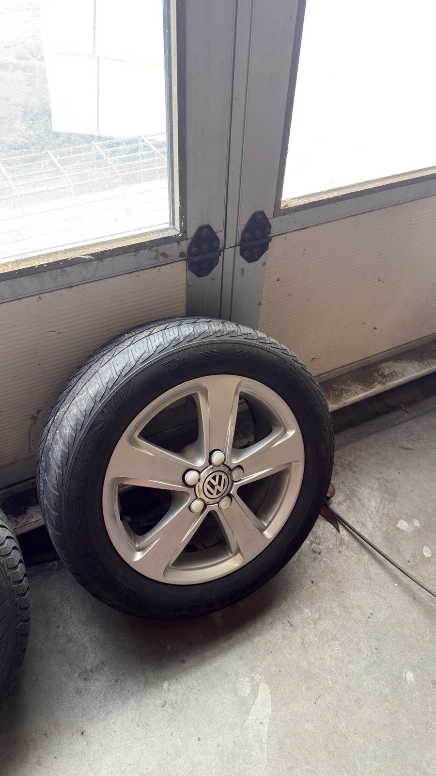 VW Polo 6r 15 inch velgen + all season banden, Auto-onderdelen, Ophalen, Gebruikt, 15 inch, Banden en Velgen