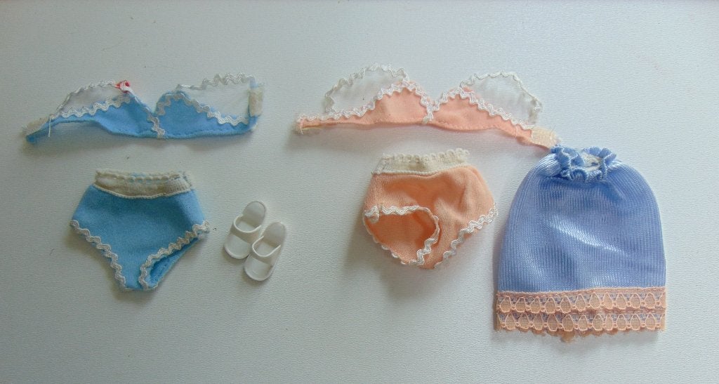 Sindy Vintage ondergoed, Verzamelen, Ophalen of Verzenden, Gebruikt, Kleertjes