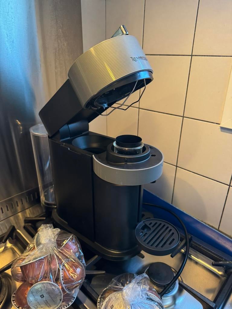 Mooie bijna nieuwe Nespresso, Witgoed en Apparatuur, Ophalen of Verzenden, Zo goed als nieuw, Overige merken