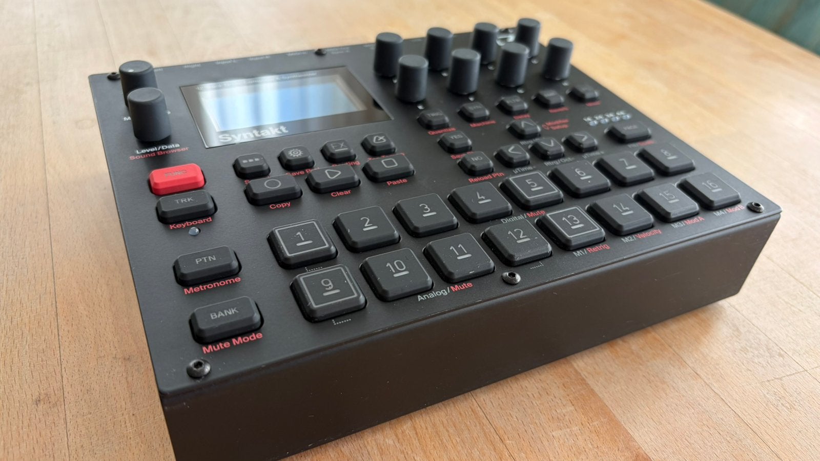 Elektron Syntakt, Muziek en Instrumenten, Synthesizers, Ophalen of Verzenden, Zo goed als nieuw, Overige aantallen, Overige merken
