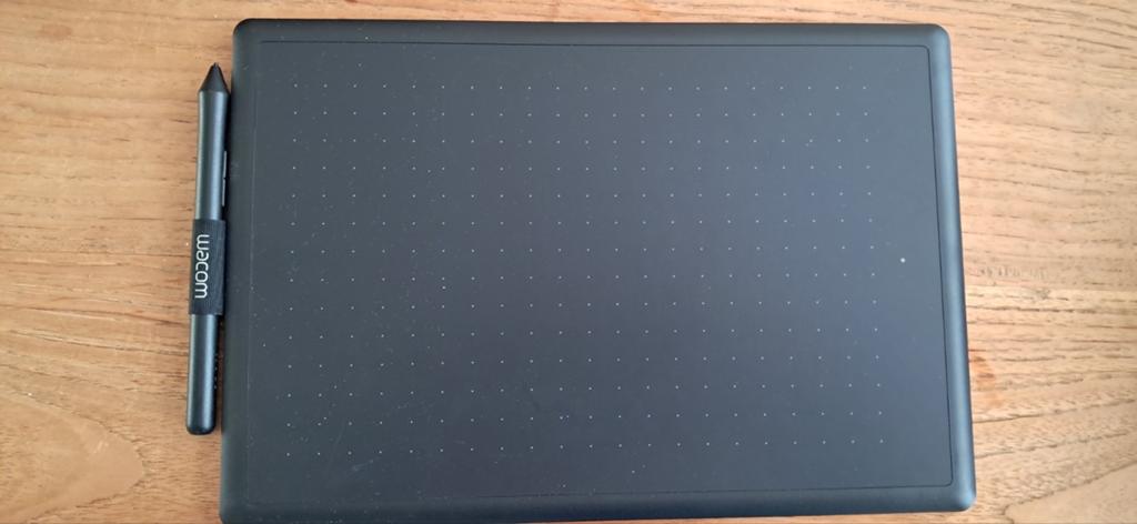 Wacom teken tablet, Computers en Software, Tekentablets, Ophalen of Verzenden, Zo goed als nieuw, Bedraad, Wacom