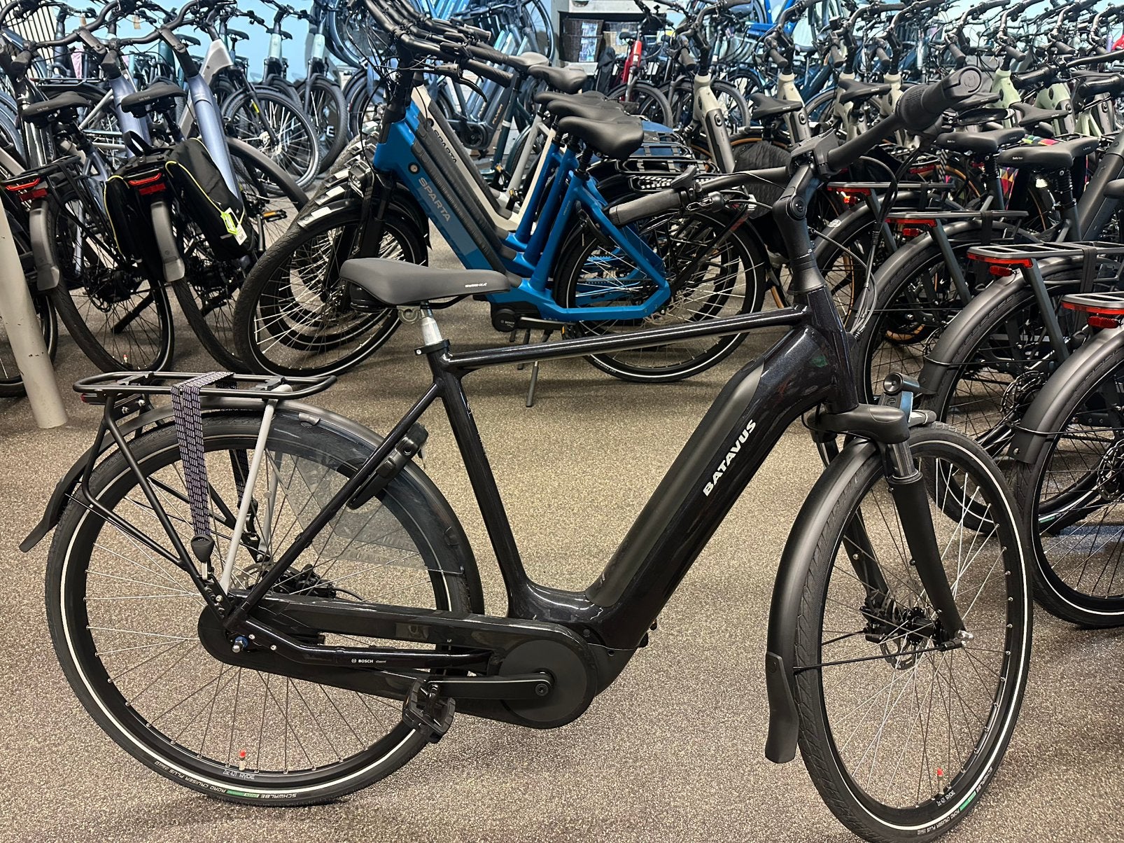 demo batavus finez met 12 km op de teller €1599,- !!!