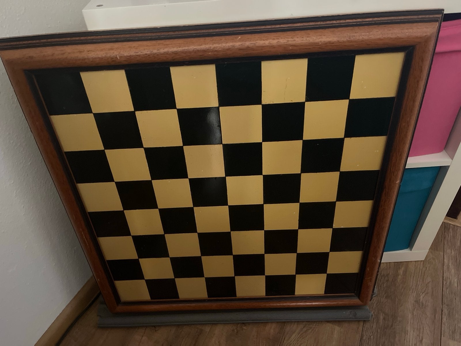 Handgemaakt Schaakbord met Unieke Schaakstukken - 65x65cm, Een of twee spelers, Ophalen of Verzenden, Gebruikt