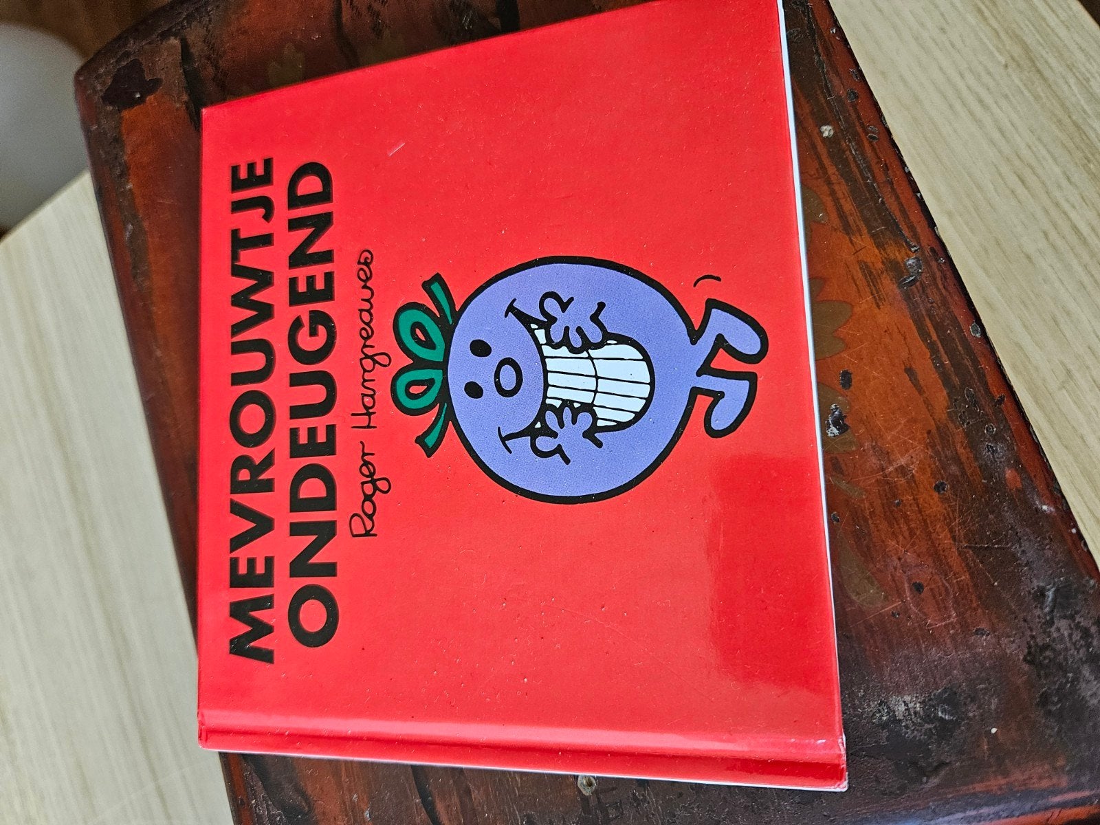 Mevrouwtje Ondeugend - Meneertjes en Mevrouwtjes, Ophalen of Verzenden, Zo goed als nieuw, Roger Hargreaves, 2 tot 3 jaar