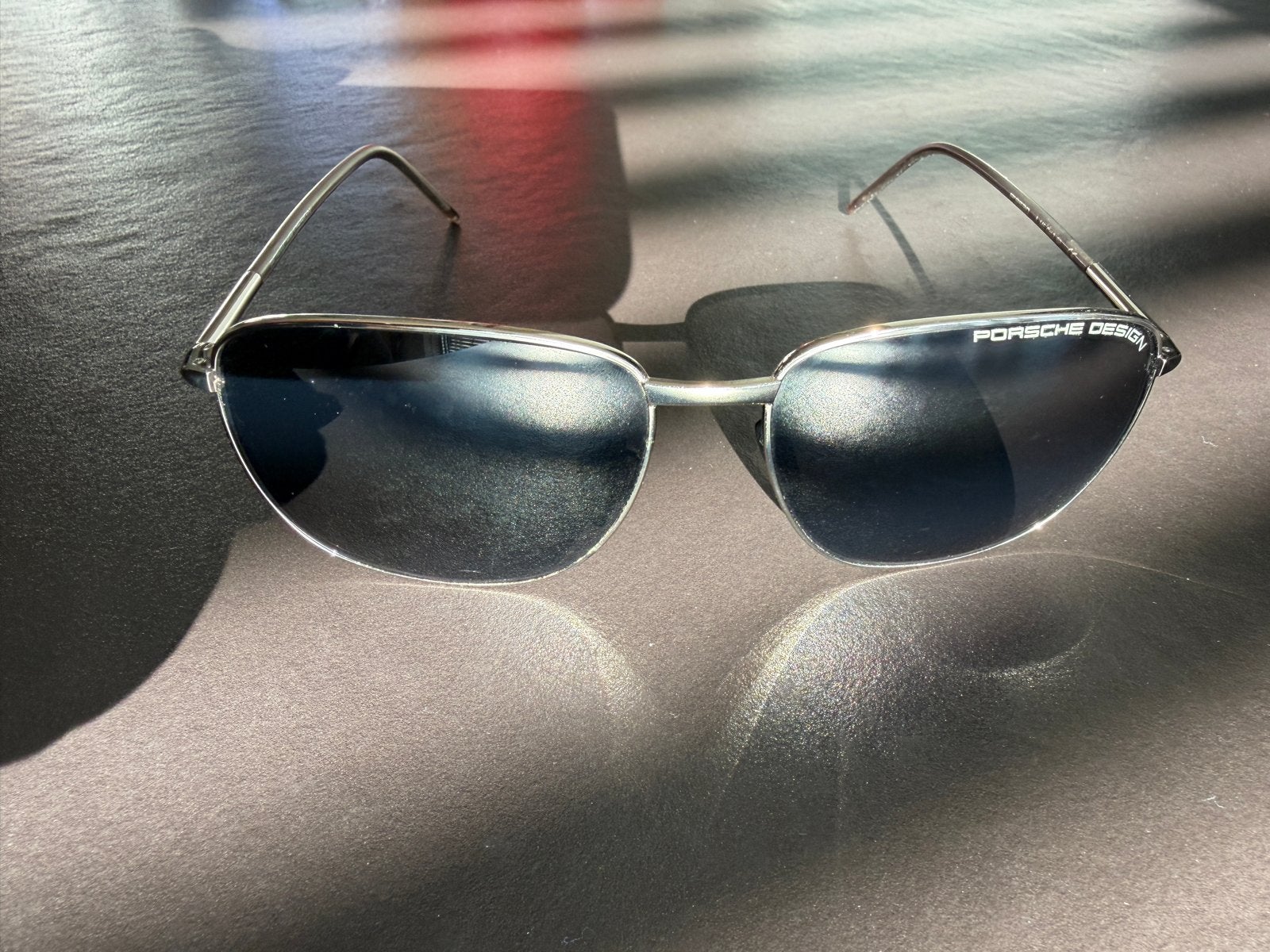 Foto 2 van Porsche Design P8630 Zonnebril - zo goed als nieuw