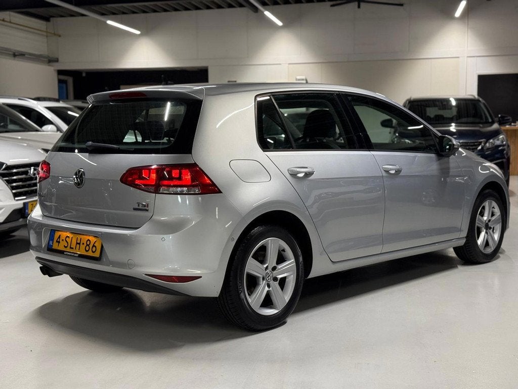 Volkswagen Golf 1.4 TSI 122PK Highline Navigatie|Messagestoe, Voorwielaandrijving, Euro 5, Stof, Gebruikt