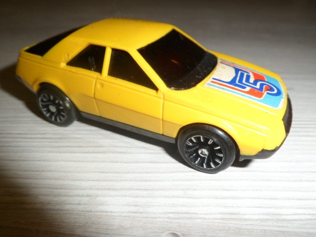 Joustra - Renault Fuego [geel] 1/50, Ophalen of Verzenden, Gebruikt, Auto