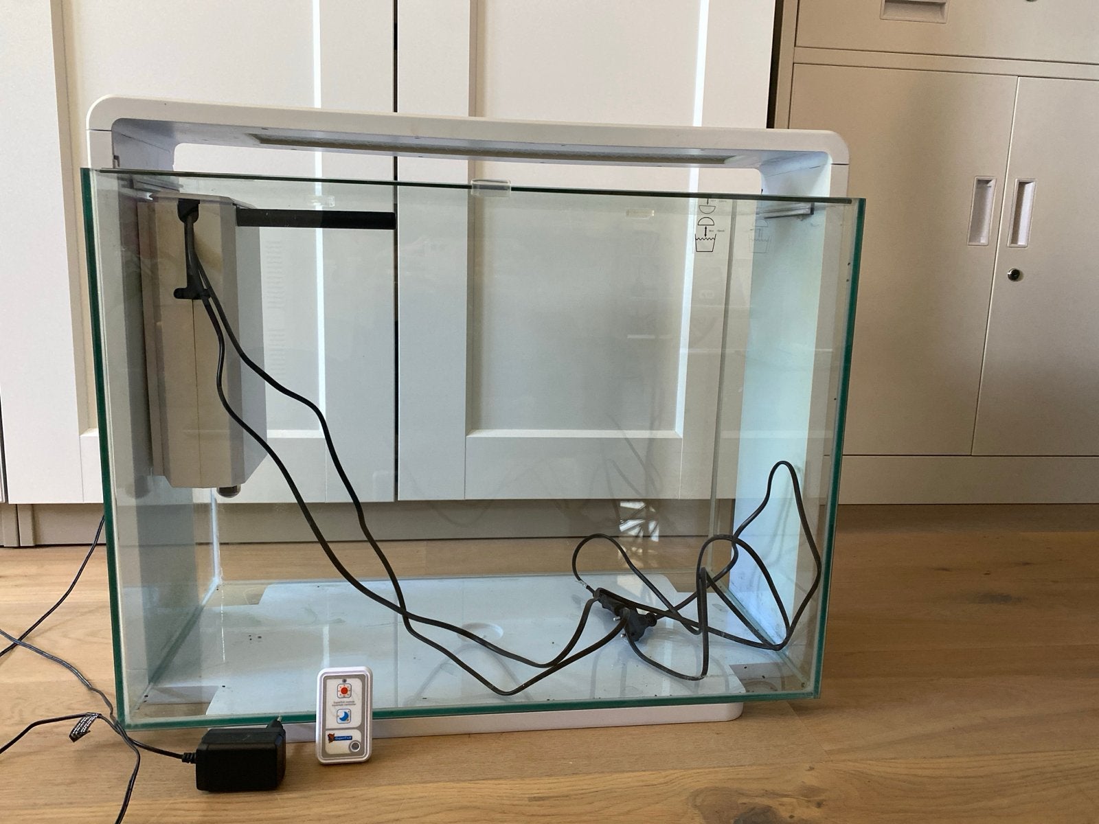 Aquarium SuperFish home 85, Ophalen, Gebruikt, Leeg aquarium, Verwarming