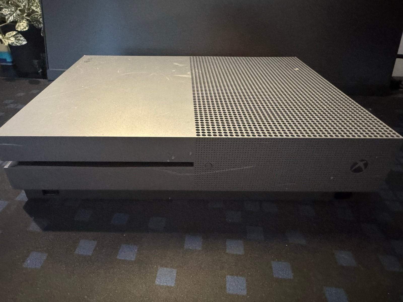 Xbox One S 1TB met controller en kabels, Gebruikt, Xbox One S, Ophalen of Verzenden, 1 TB