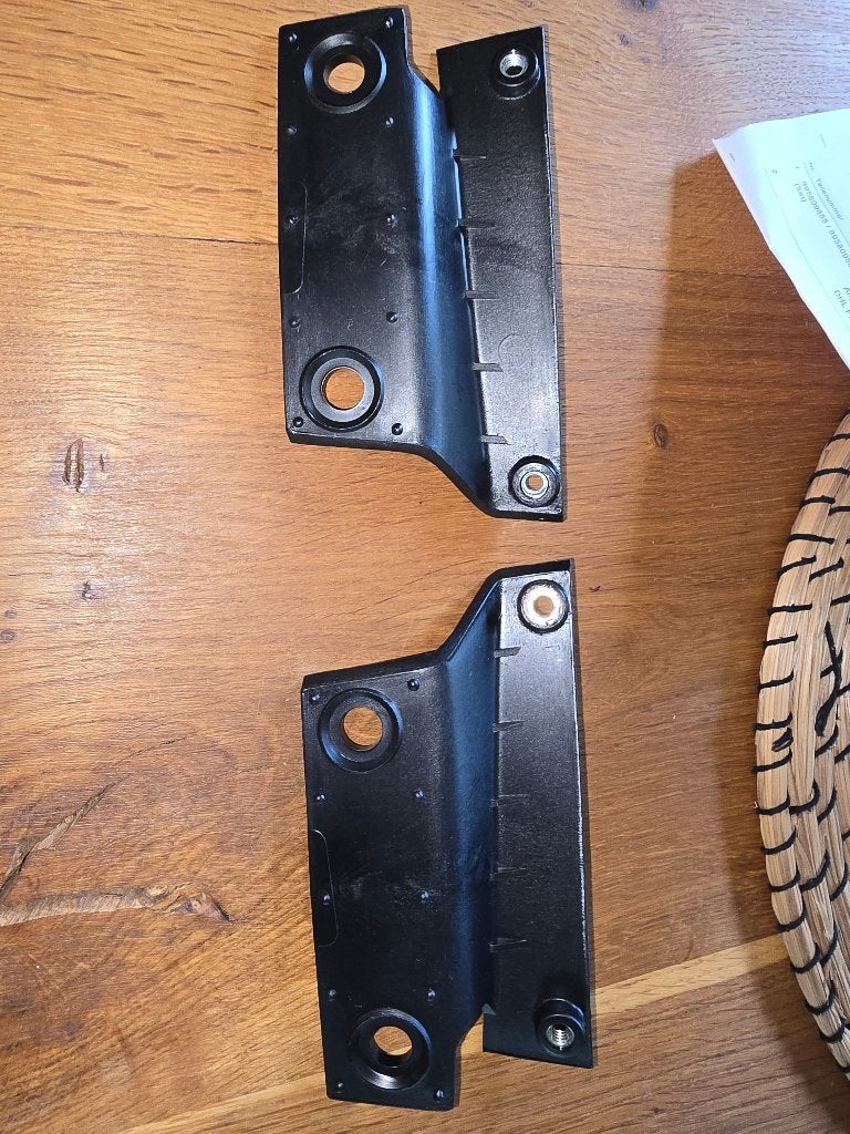 Auto Union (Audi) Coupe / Cabriolet houders achterbumper OEM, Gebruikt, Voor, Bumper, Audi