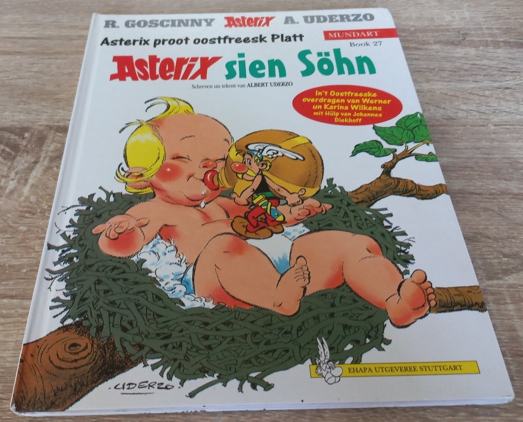 Asterix sien Söhn (De zoon van Asterix, oostfreesk Platt), Eén stripboek, Ophalen of Verzenden, Zo goed als nieuw, Goscinny & Uderzo