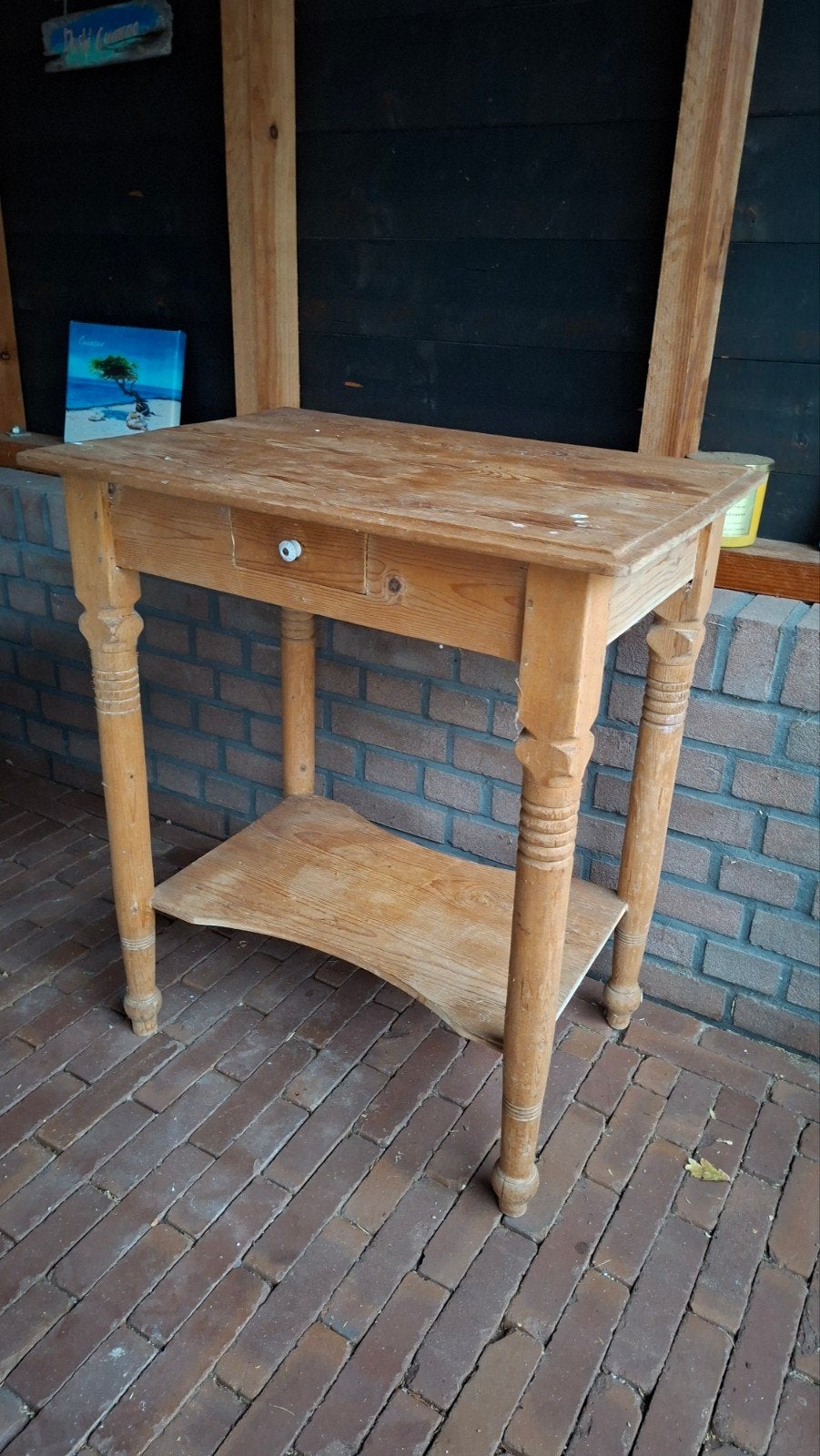 Antiek grenen tafeltje met lade en onderblad, Antiek en Kunst, Ophalen of Verzenden
