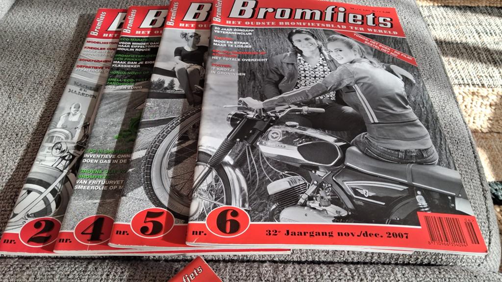 Bromfiets tijdschriften - Diverse jaargangen, Ophalen of Verzenden, Gelezen, Algemeen