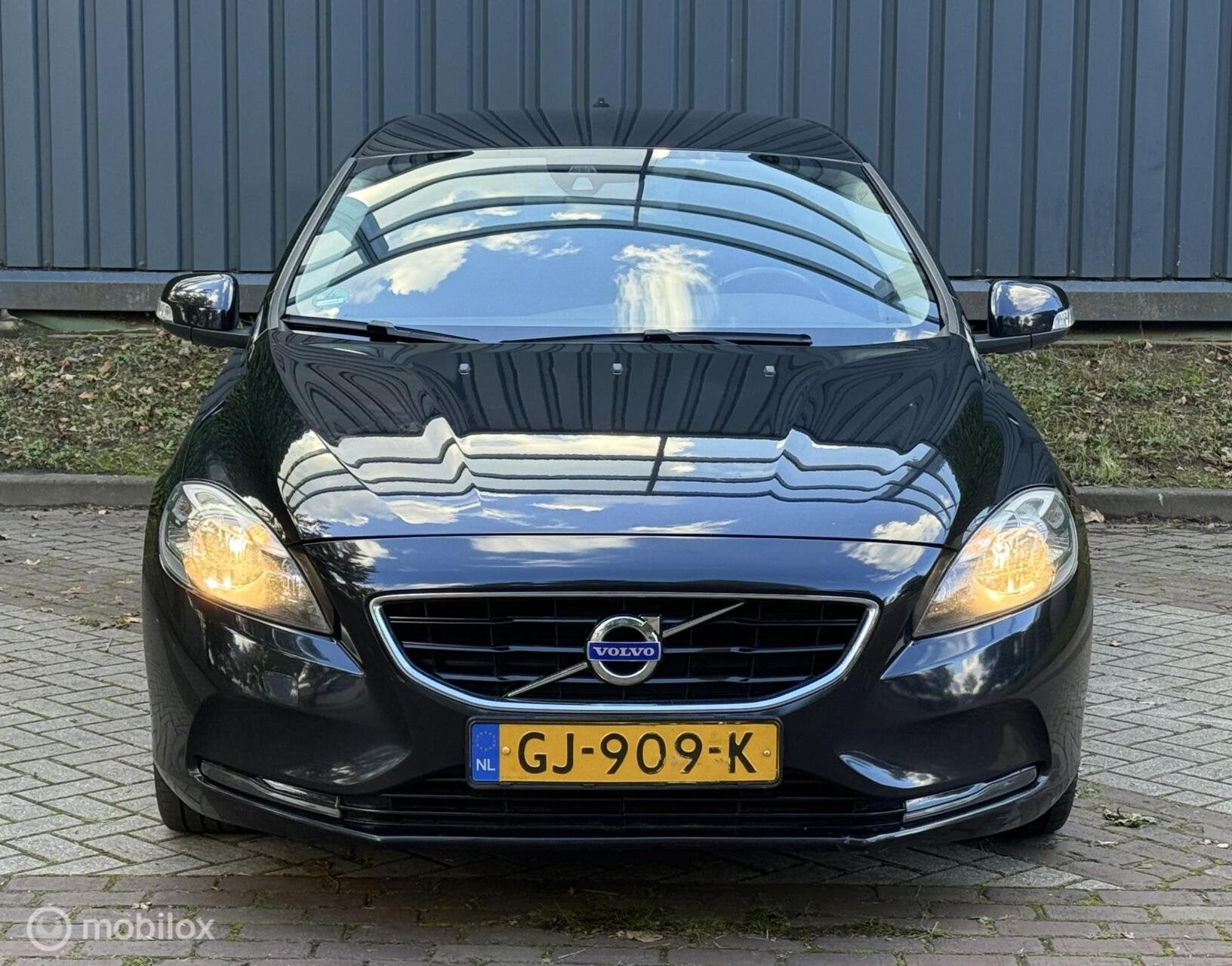 Volvo V40 1.6 D2 |Automaat|LED|Navi|Trekhaak|Boekjes, Euro 5, Gebruikt, 4 cilinders, 700 kg