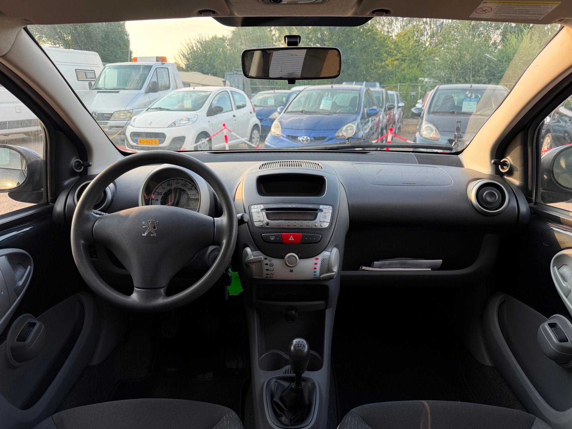 Peugeot 107 1.0 | E-Pakket | 5 Deurs | NAP |, Auto's, Voorwielaandrijving, Gebruikt, 4 stoelen, Origineel Nederlands