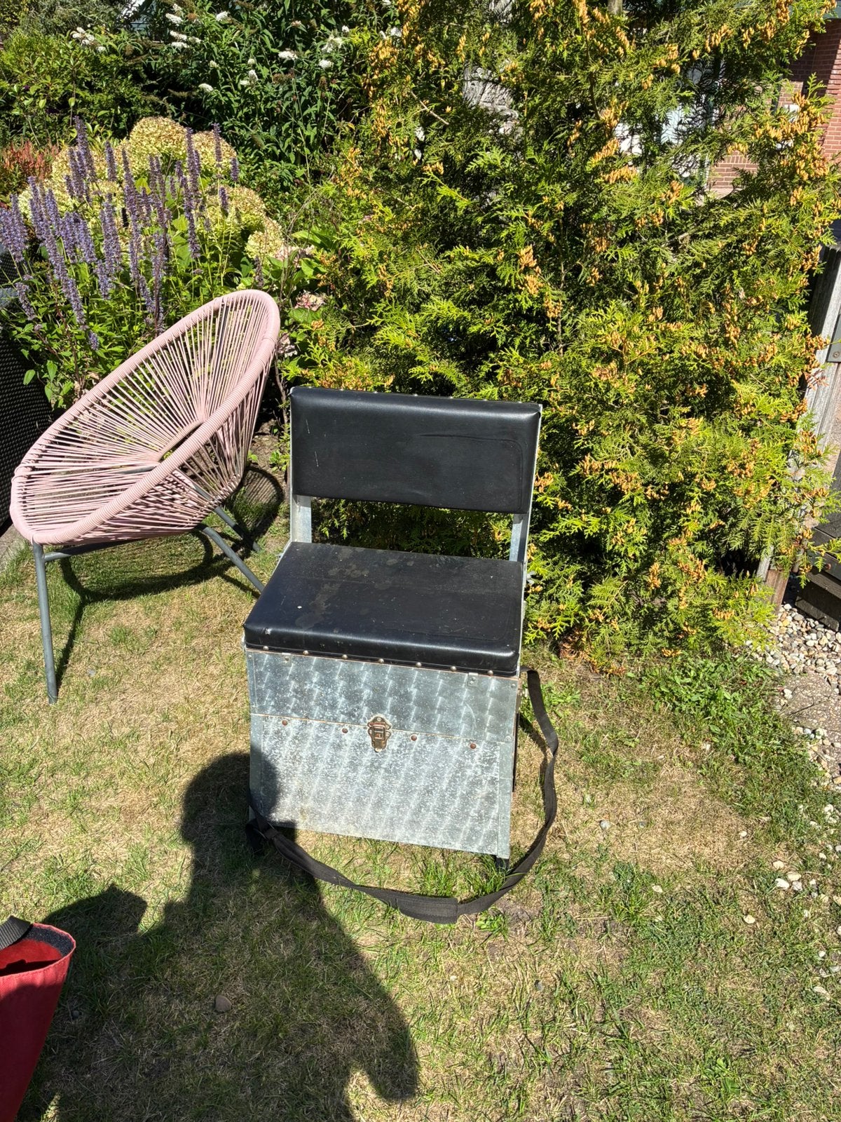 Visbox/stoel, Ophalen, Gebruikt