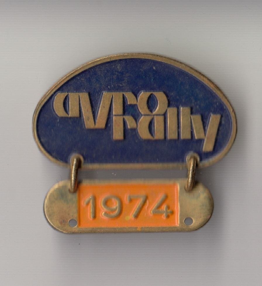 Avro Rally auto broche, Verzamelen, Gebruikt, Niet vindbaar, Niet vindbaar, Speldje of Pin