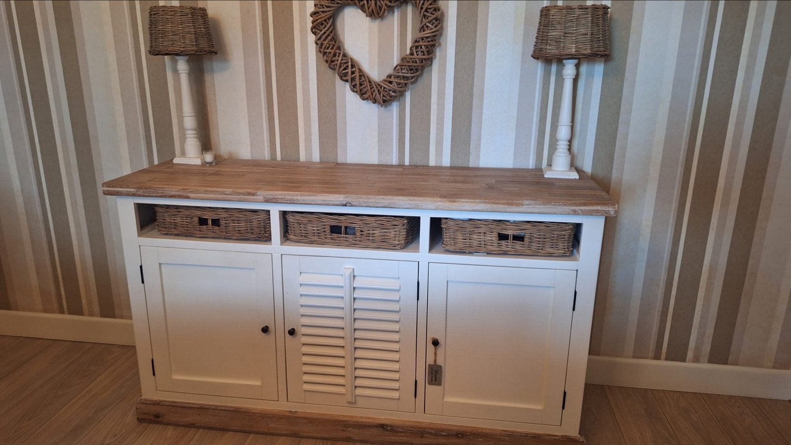 Ibiza Vibe TV Dressoir - Witte Kast met Houten Blad, Ophalen, Gebruikt, 150 tot 200 cm, Minder dan 100 cm